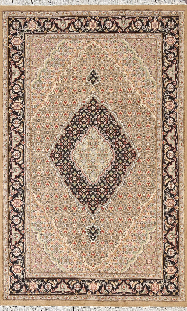 Vegetable Dye Wool/ Silk Tabriz Mahi Area Rug 4x6