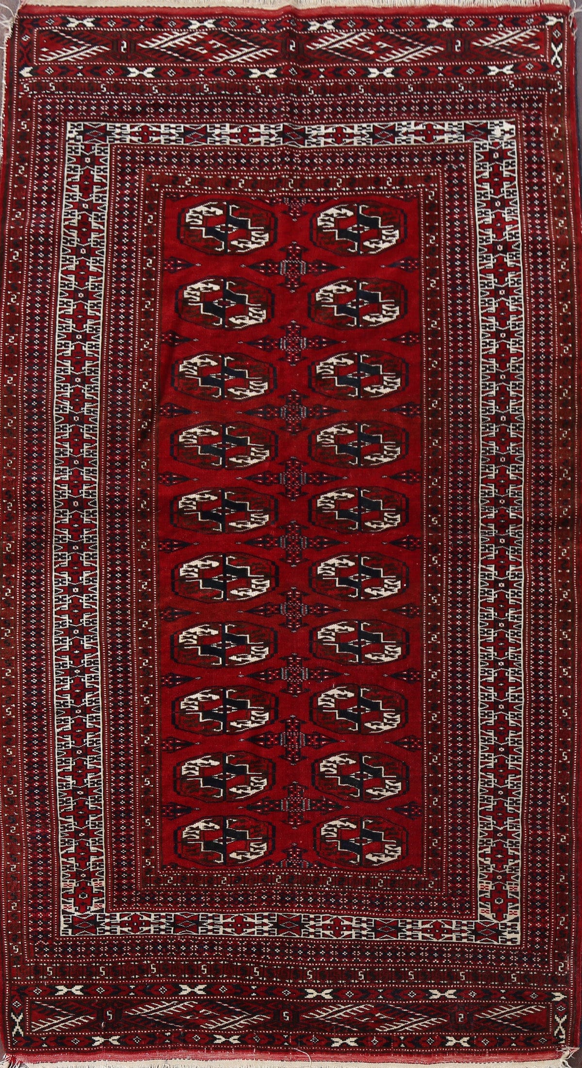 Elephant Feet Bokhara Wool Area Rug 4x7