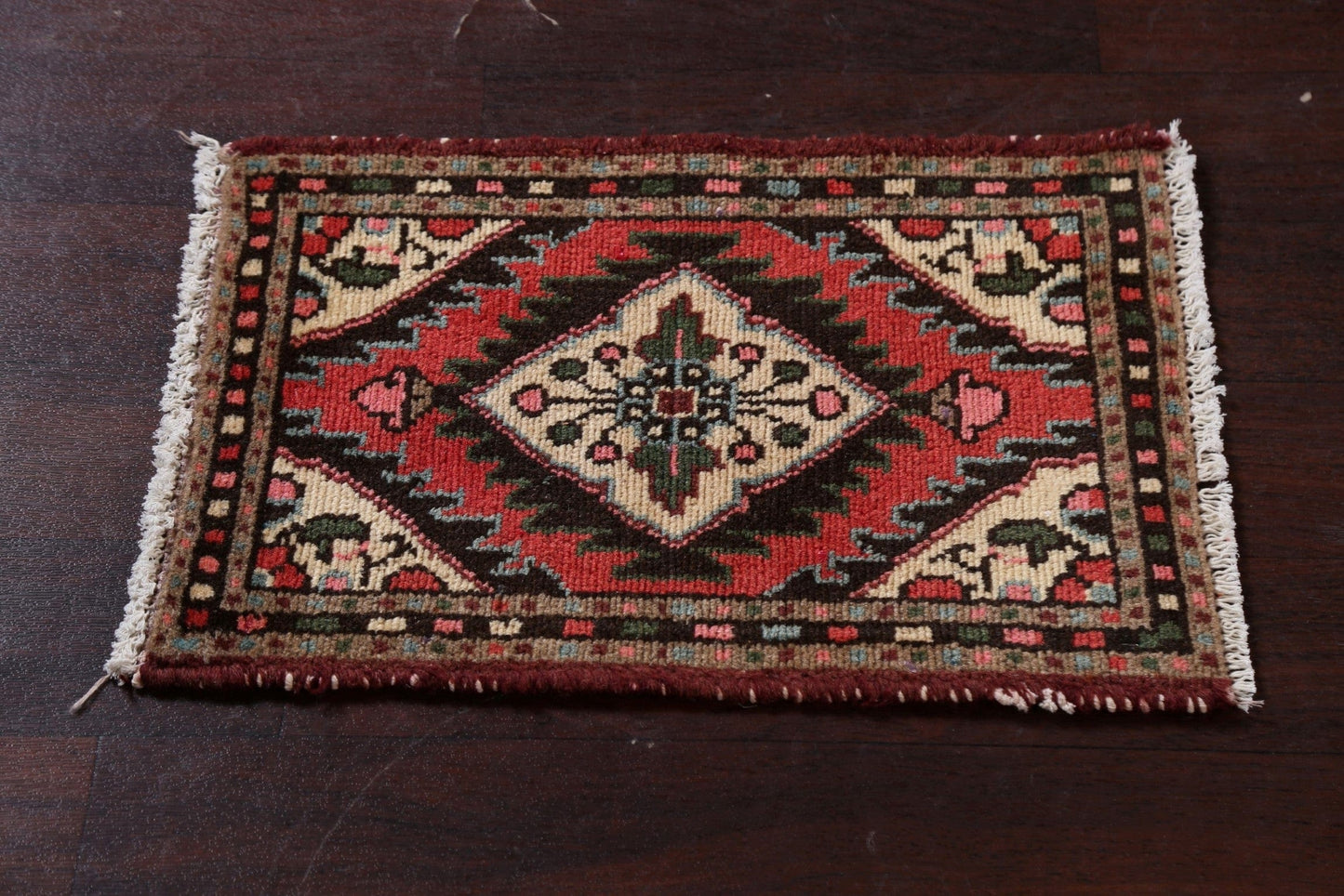 Geometric Red Hamedan Persian Rug 1x2