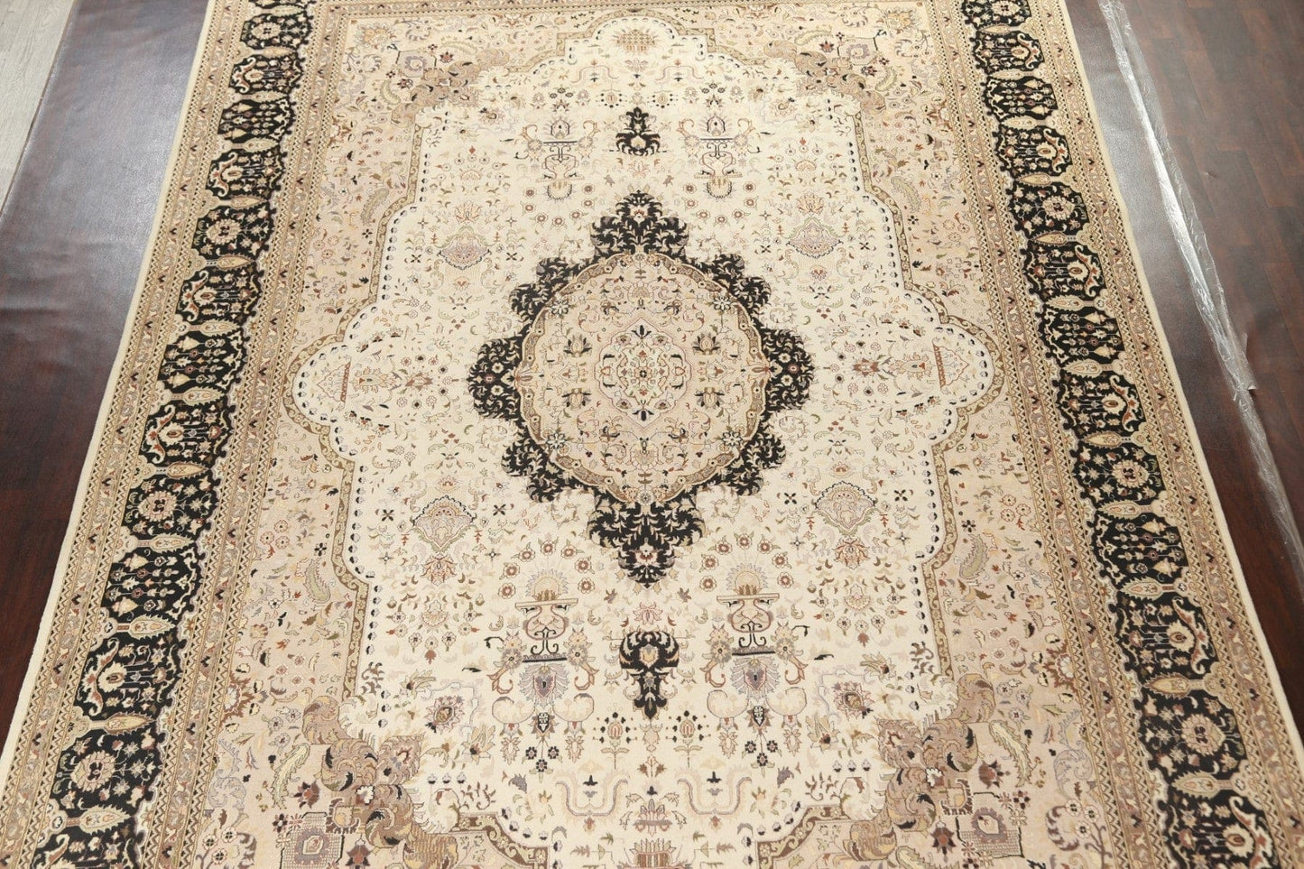 Vegetable Dye Tabriz Wool Area Rug 10x14