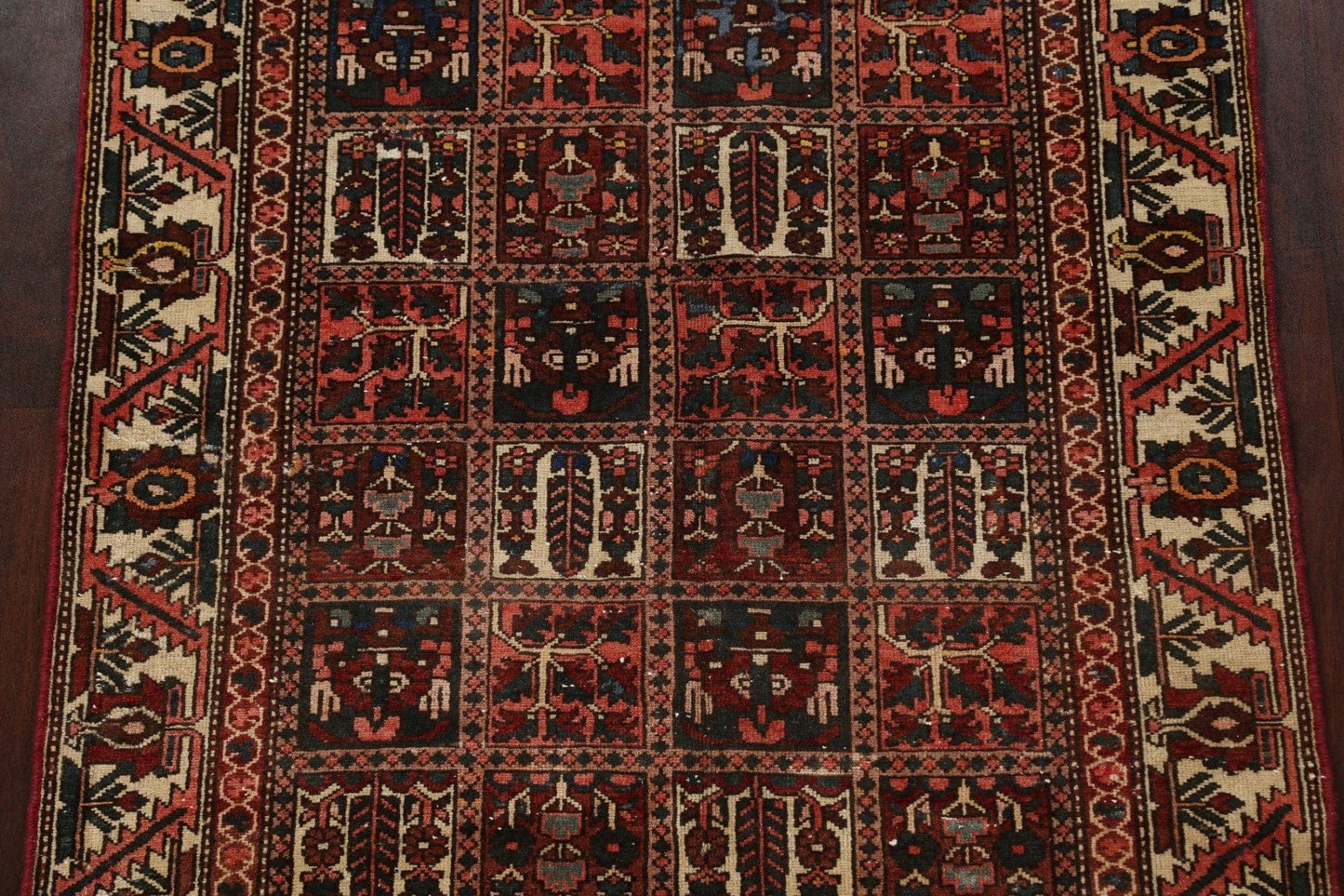 Garden Design Bakhtiari Persian Area Rug 5x10