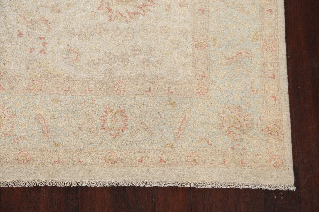 Floral Peshawar Chobi Wool Area Rug 7x10