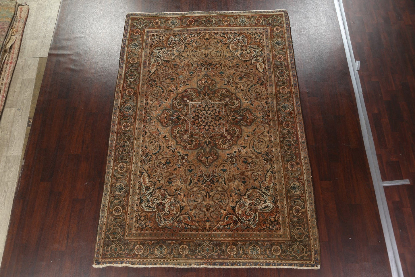 Vintage Heriz Persian Area Rug 7x10