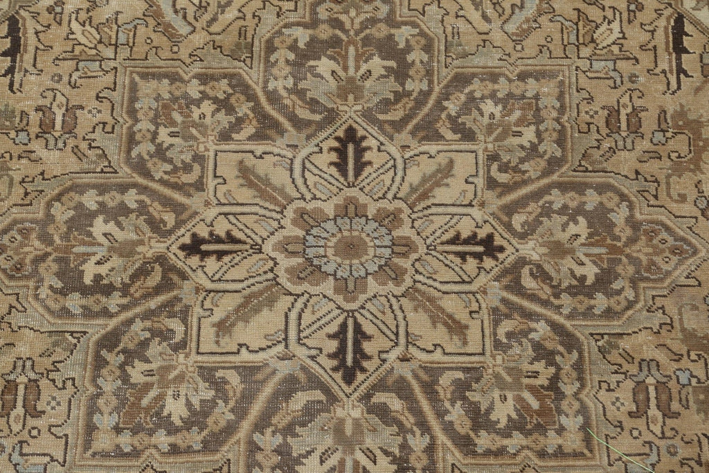 Distressed Heriz Persian Area Rug 8x11