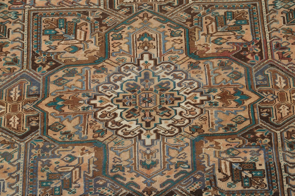 Distressed Geometric Heriz Persian Area Rug 9x11