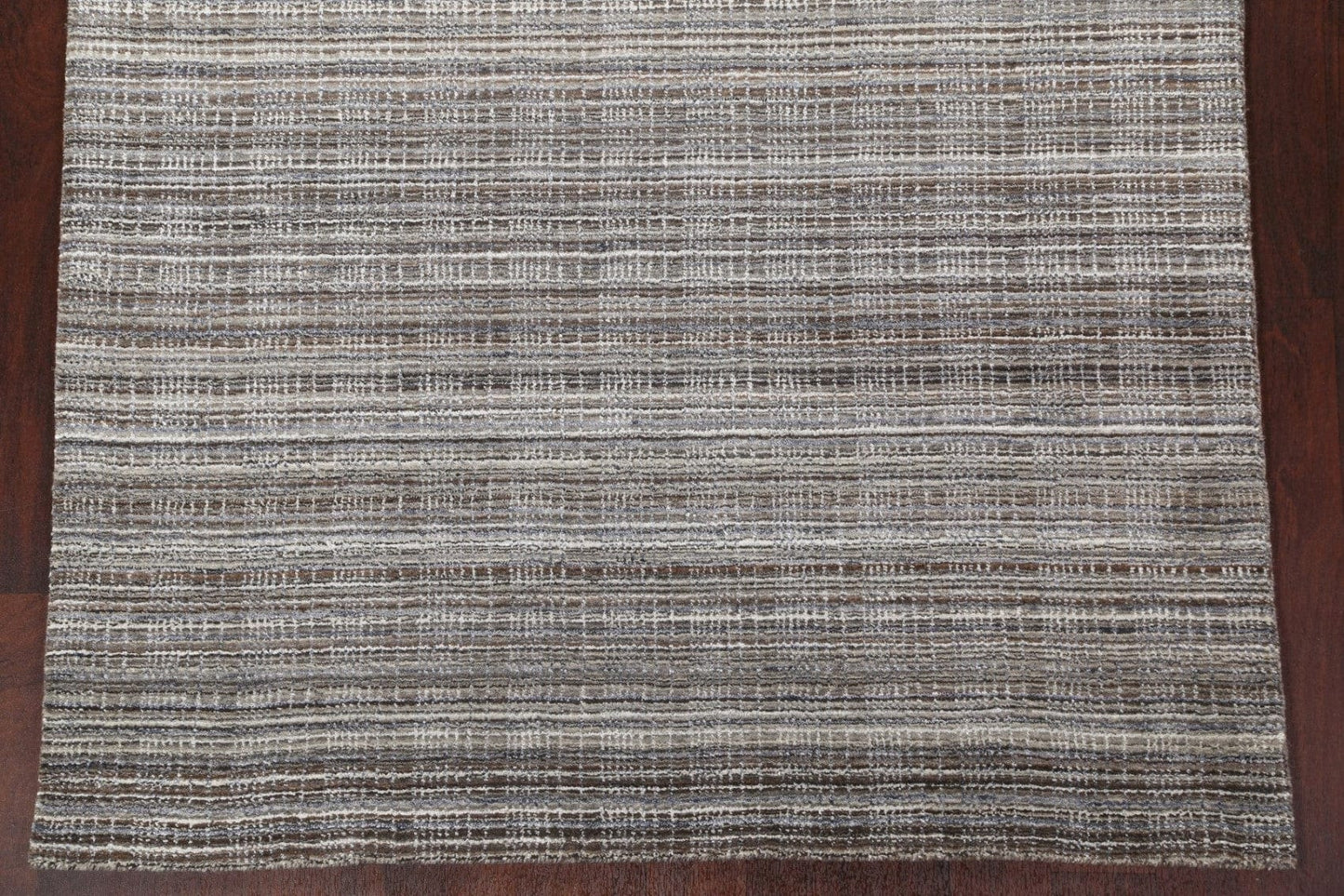 Contemporary Oriental Wool Area Rug 5x8