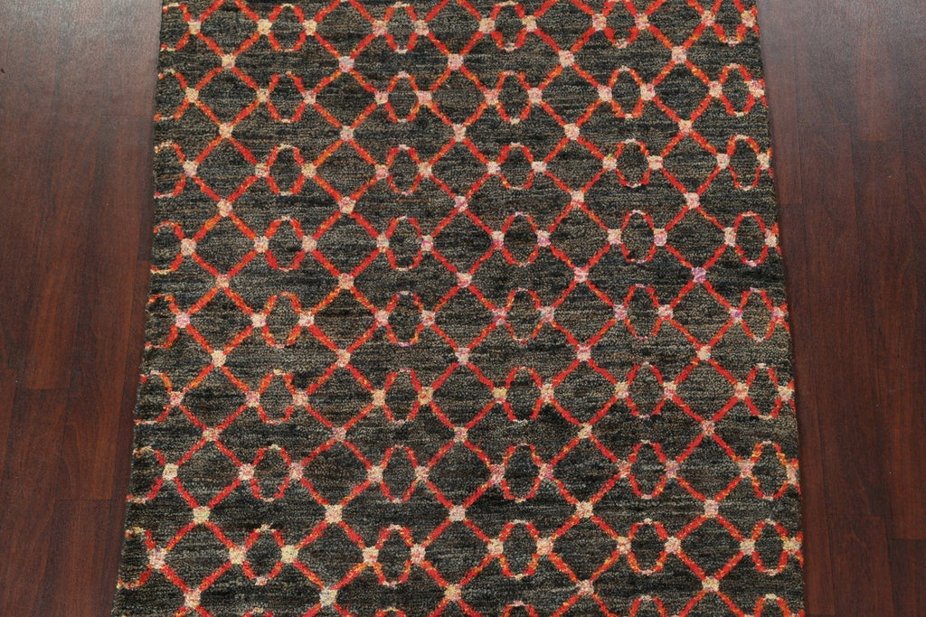 All-Over Abstract Trellis Area Rug 5x8