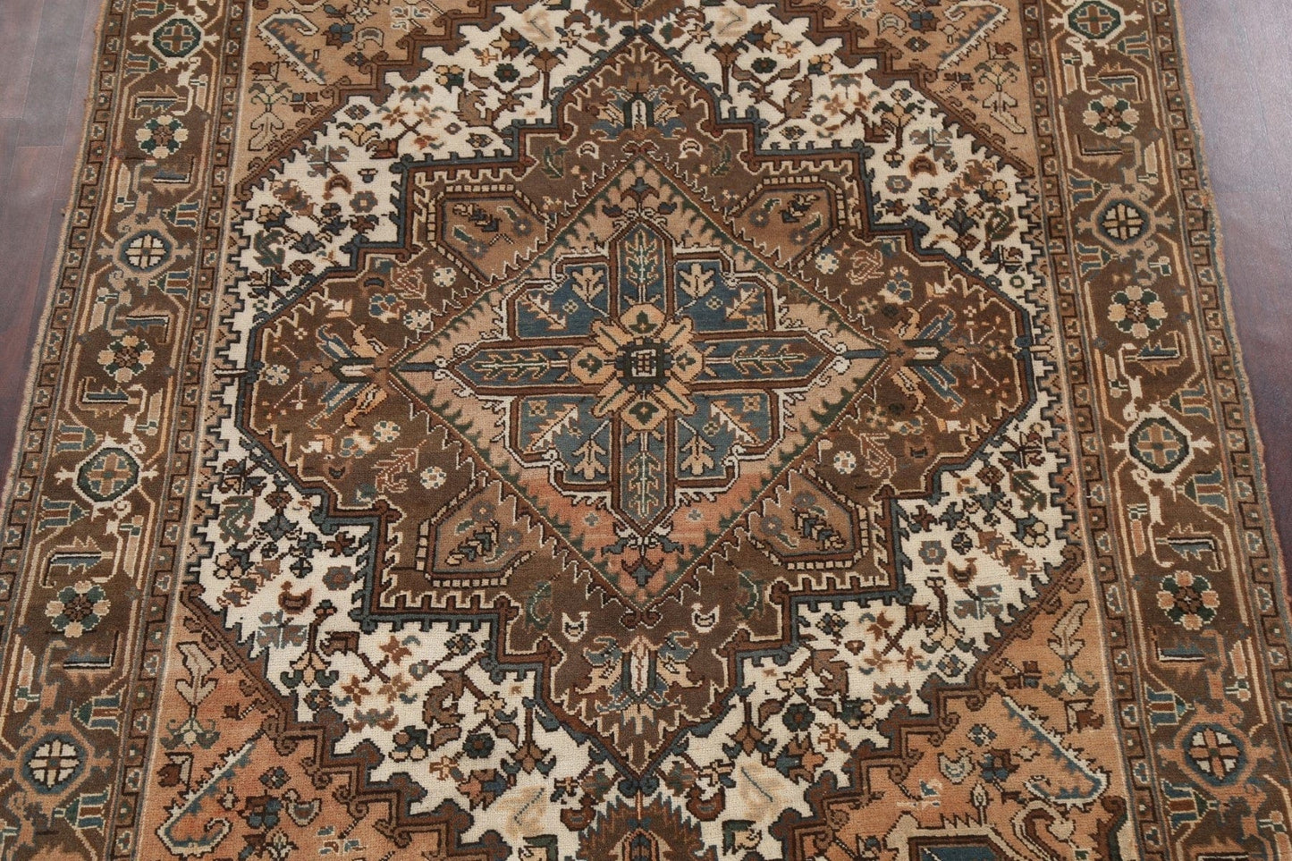 Vintage Geometric Heriz Persian Area Rug 7x10