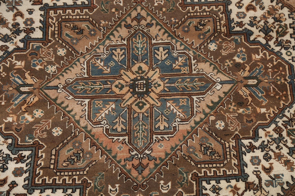 Vintage Geometric Heriz Persian Area Rug 7x10