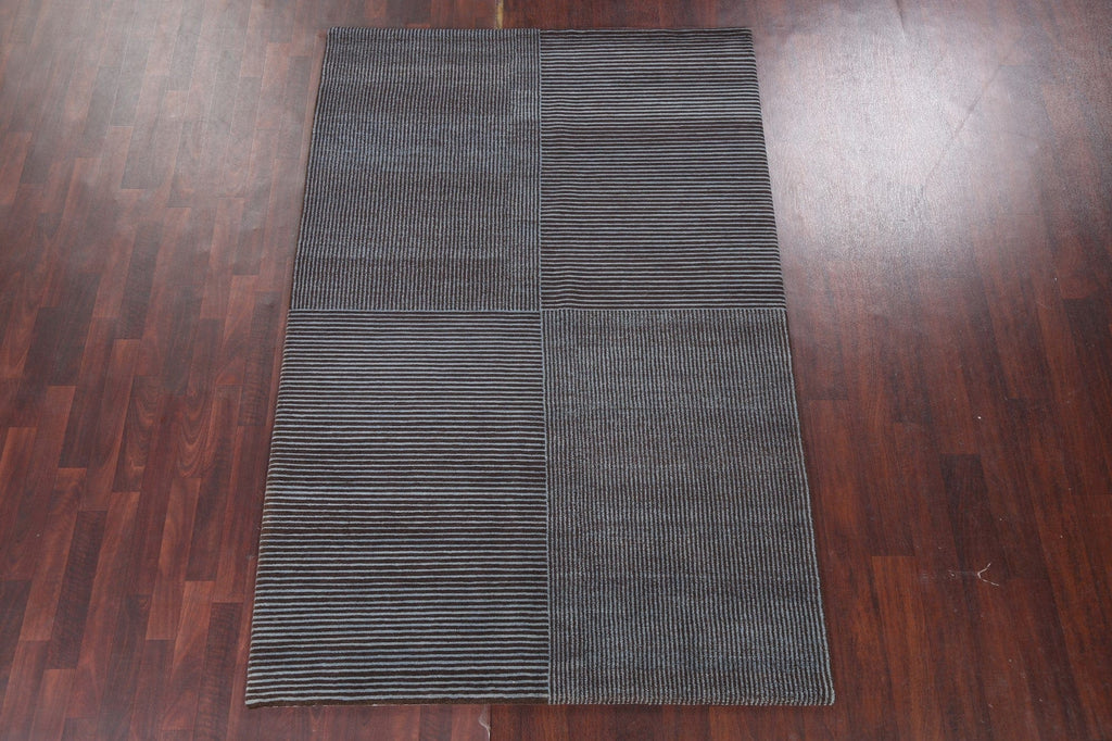 Vegetable Dye Black/ Blue Nepalese Wool Area Rug 5x8