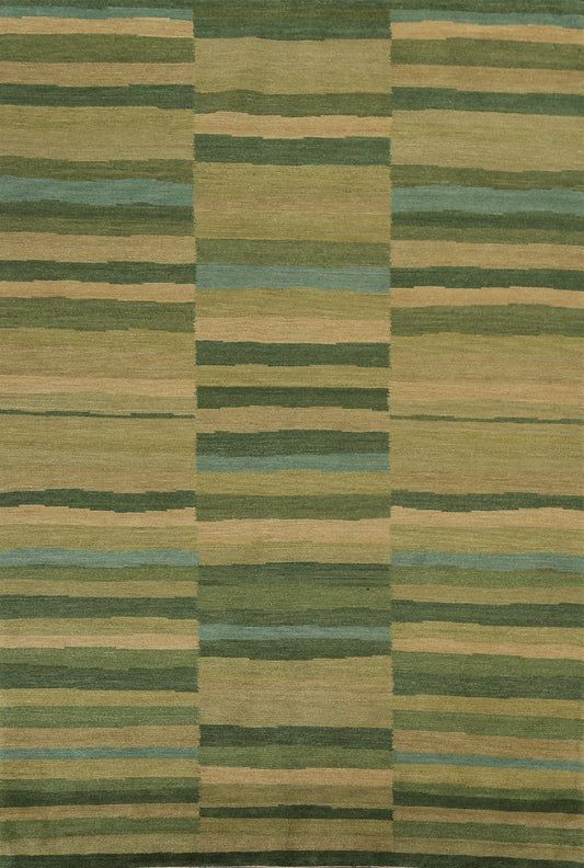 Vegetable Dye Green Nepalese Wool Area Rug 5x8