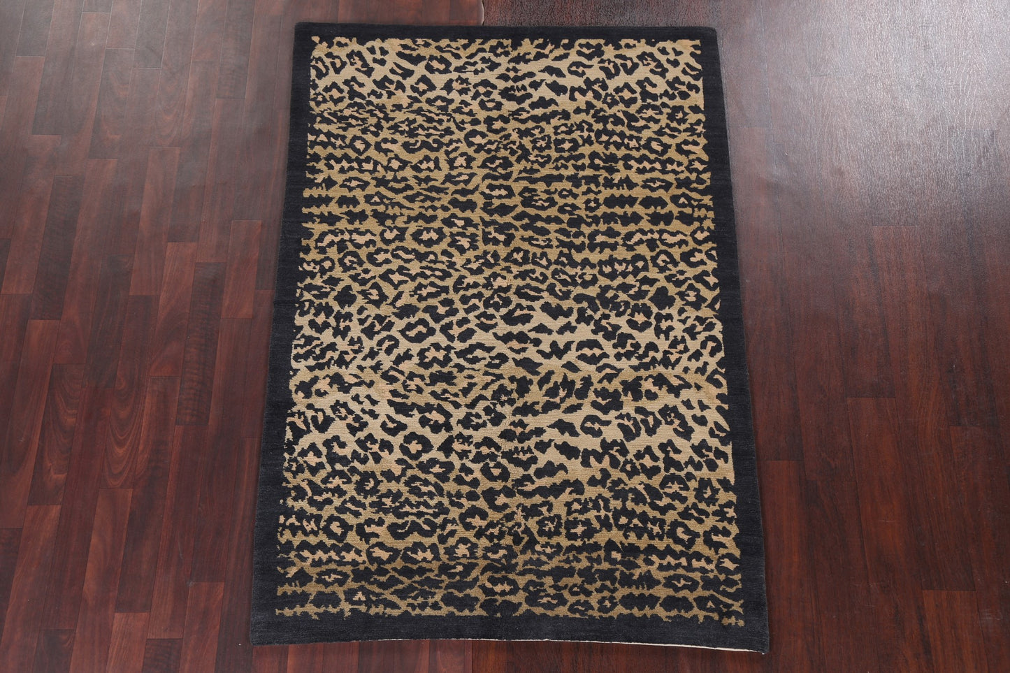 Animal Print Nepalese Vegetable Dye Area Rug 4x6