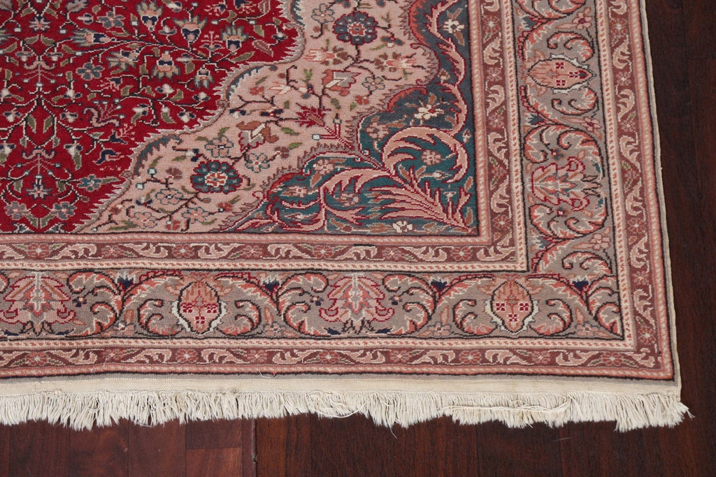 Vintage Red Anatolian Turkish Area Rug 6x10