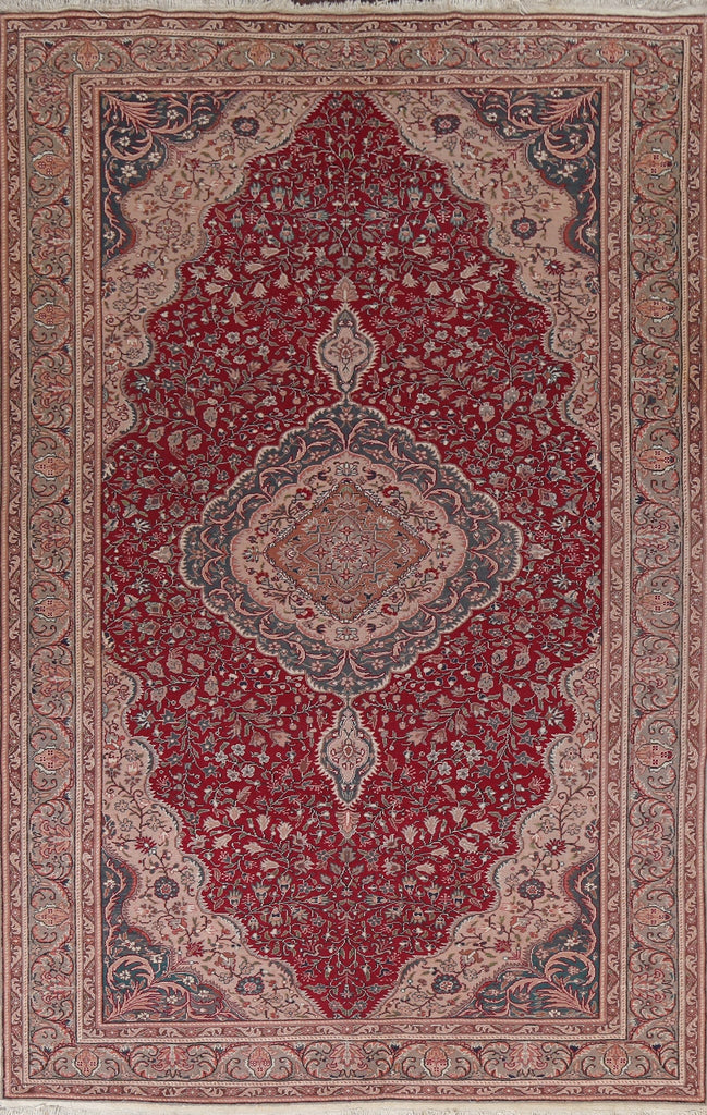 Vintage Red Anatolian Turkish Area Rug 6x10