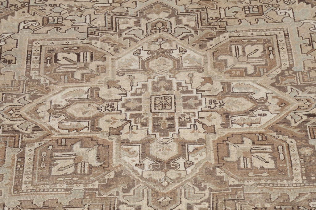 Vintage Geometric Heriz Persian Area Rug 9x11