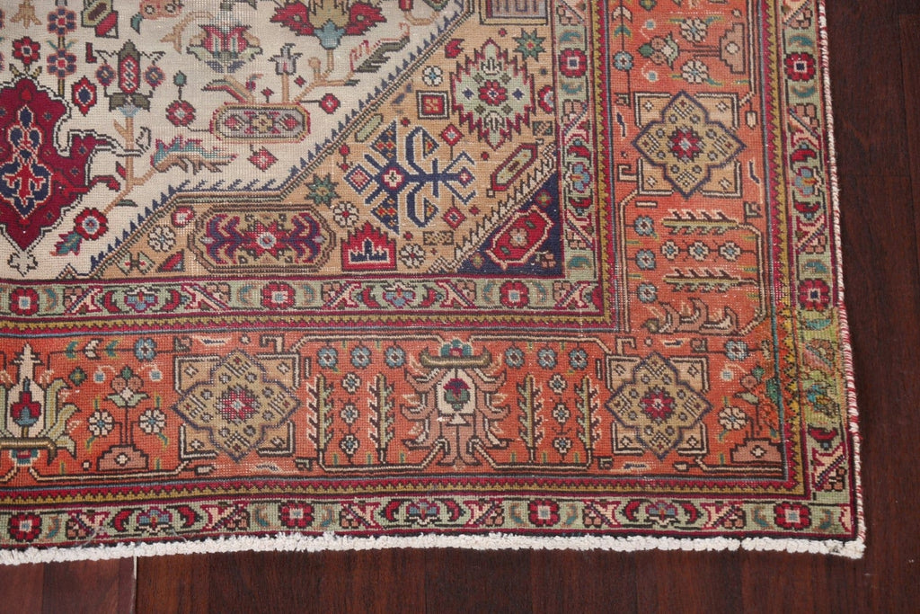 Vintage Tabriz Persian Area Rug 7x10