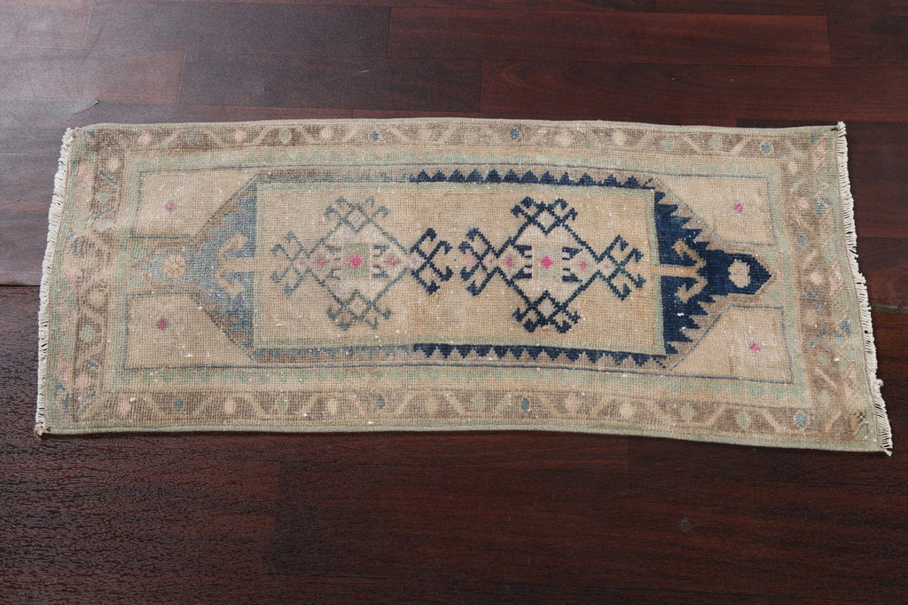 Vintage Wool Oushak Turkish Handmade Rug 1x3