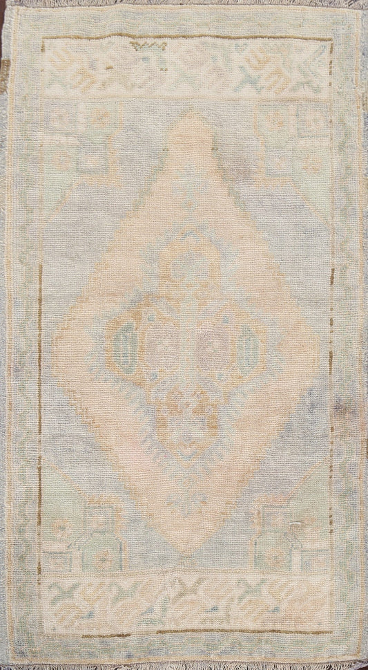 Vegetable Dye Oushak Turkish Wool Rug 2x3