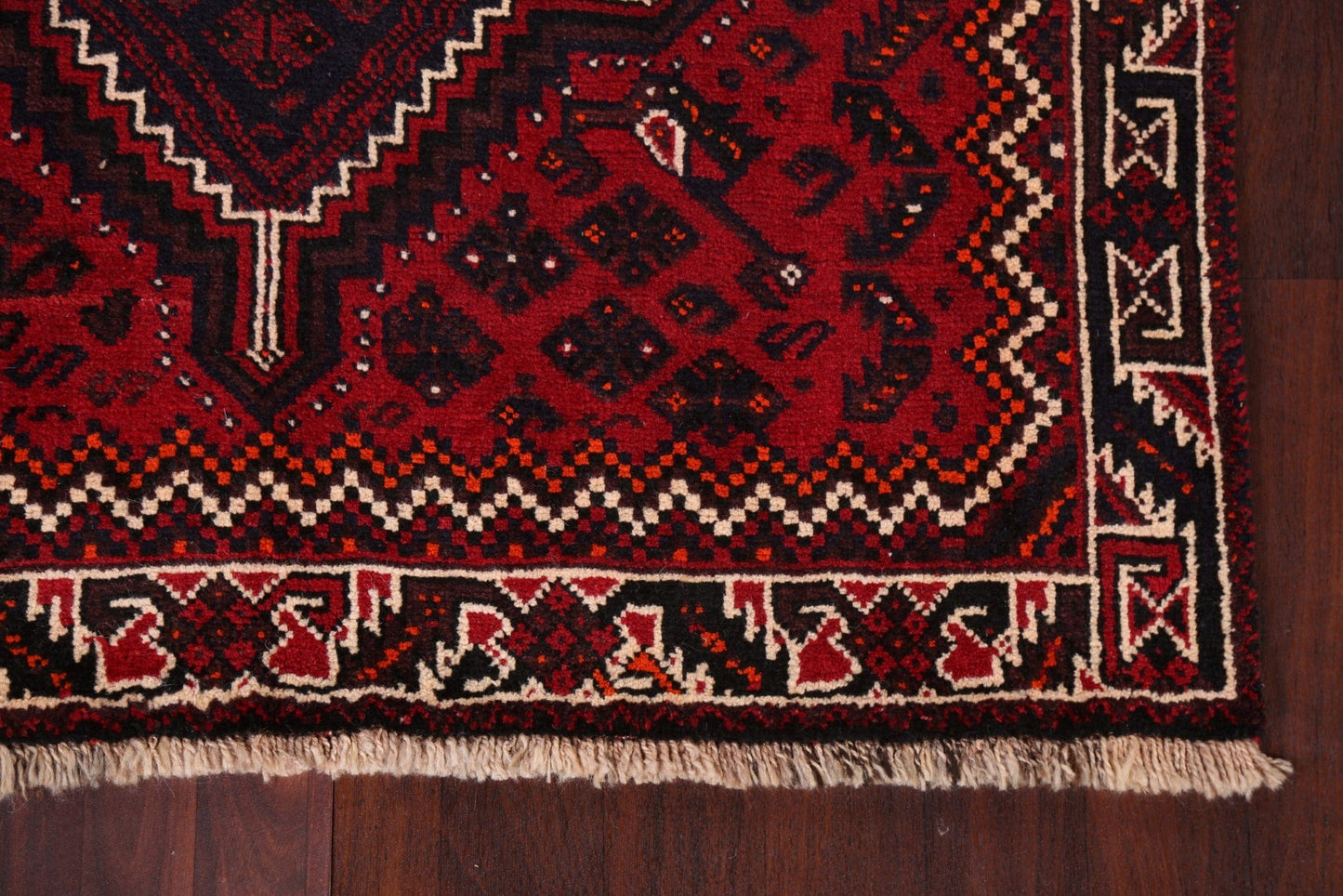 Tribal Red Qashqai Persian Area Rug 5x8