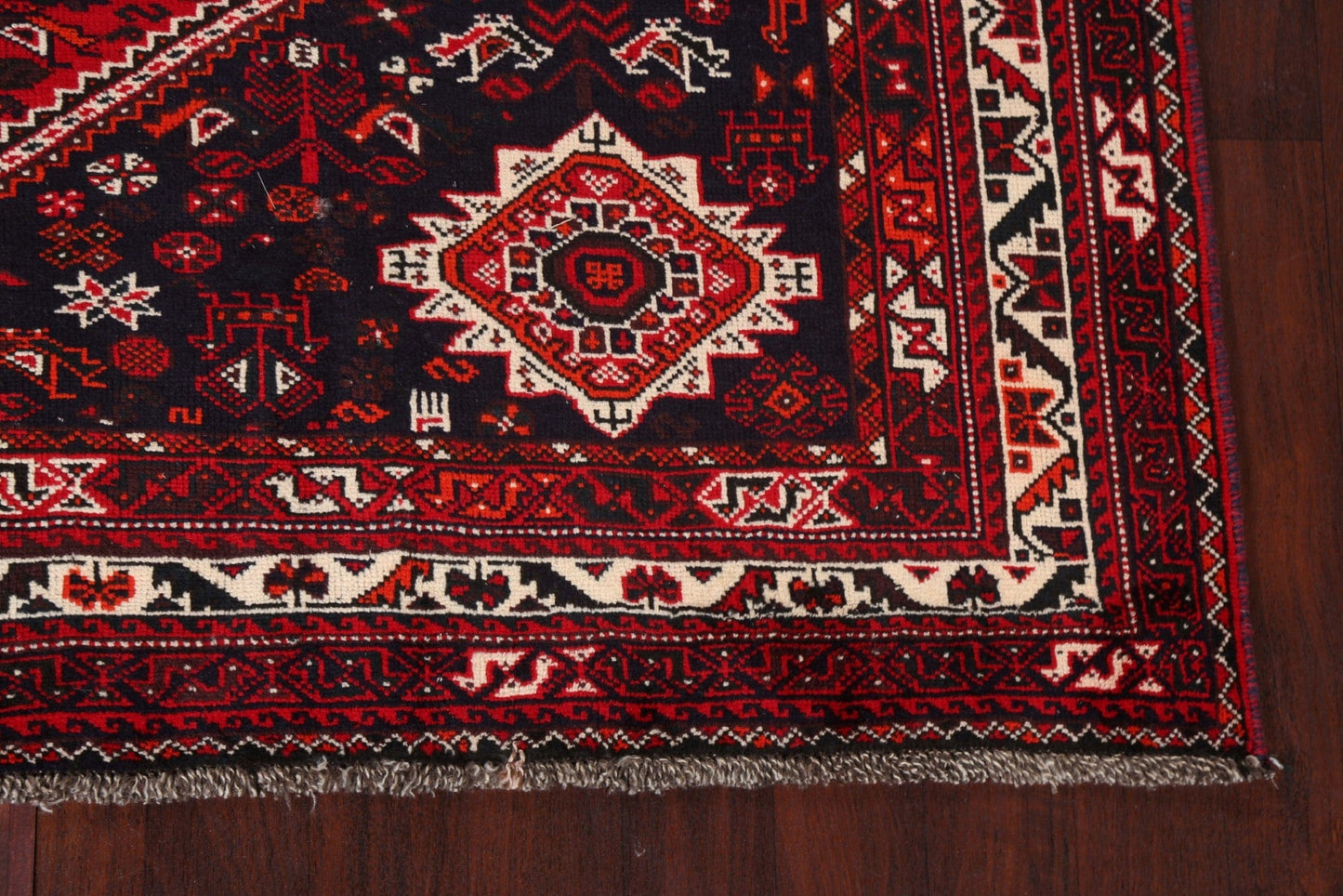 Tribal Vintage Shiraz Persian Area Rug 7x10