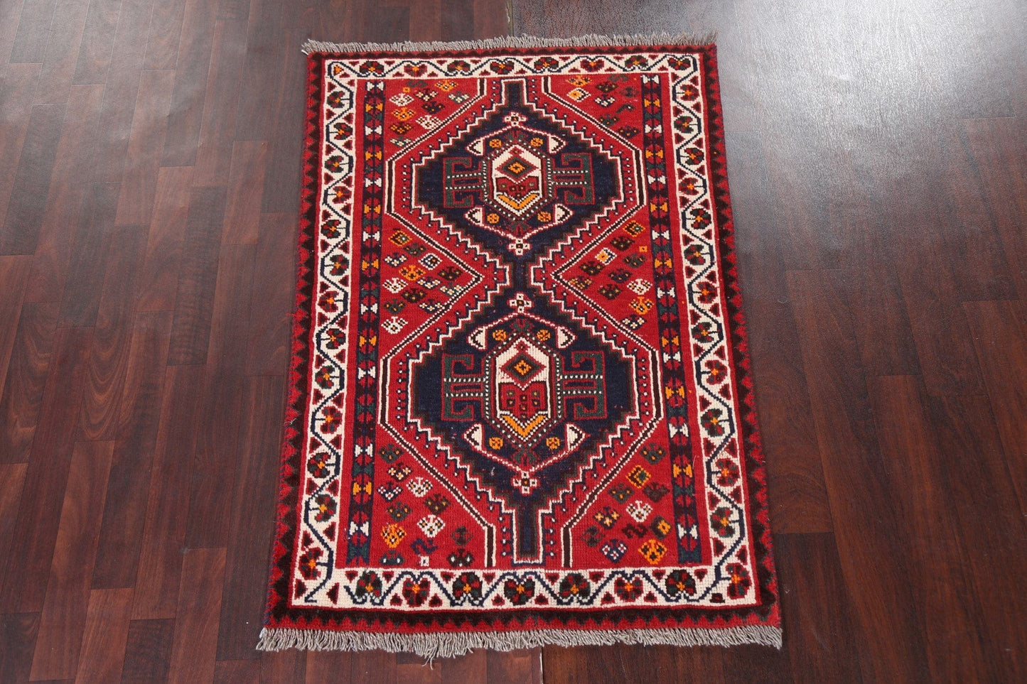 Tribal Wool Shiraz Persian Handmade Rug 3x5