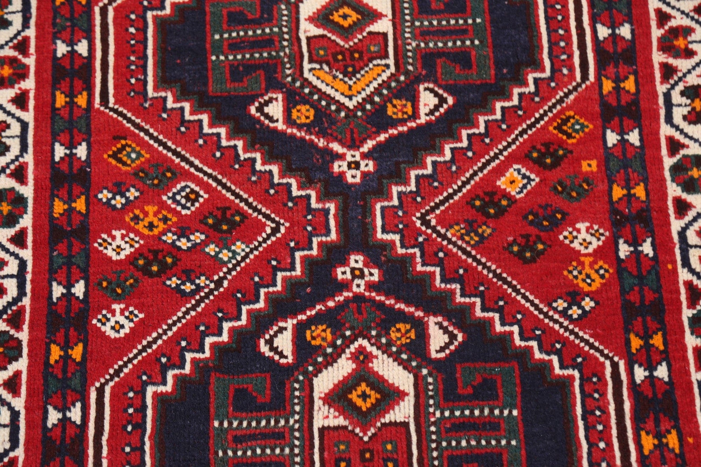 Tribal Wool Shiraz Persian Handmade Rug 3x5