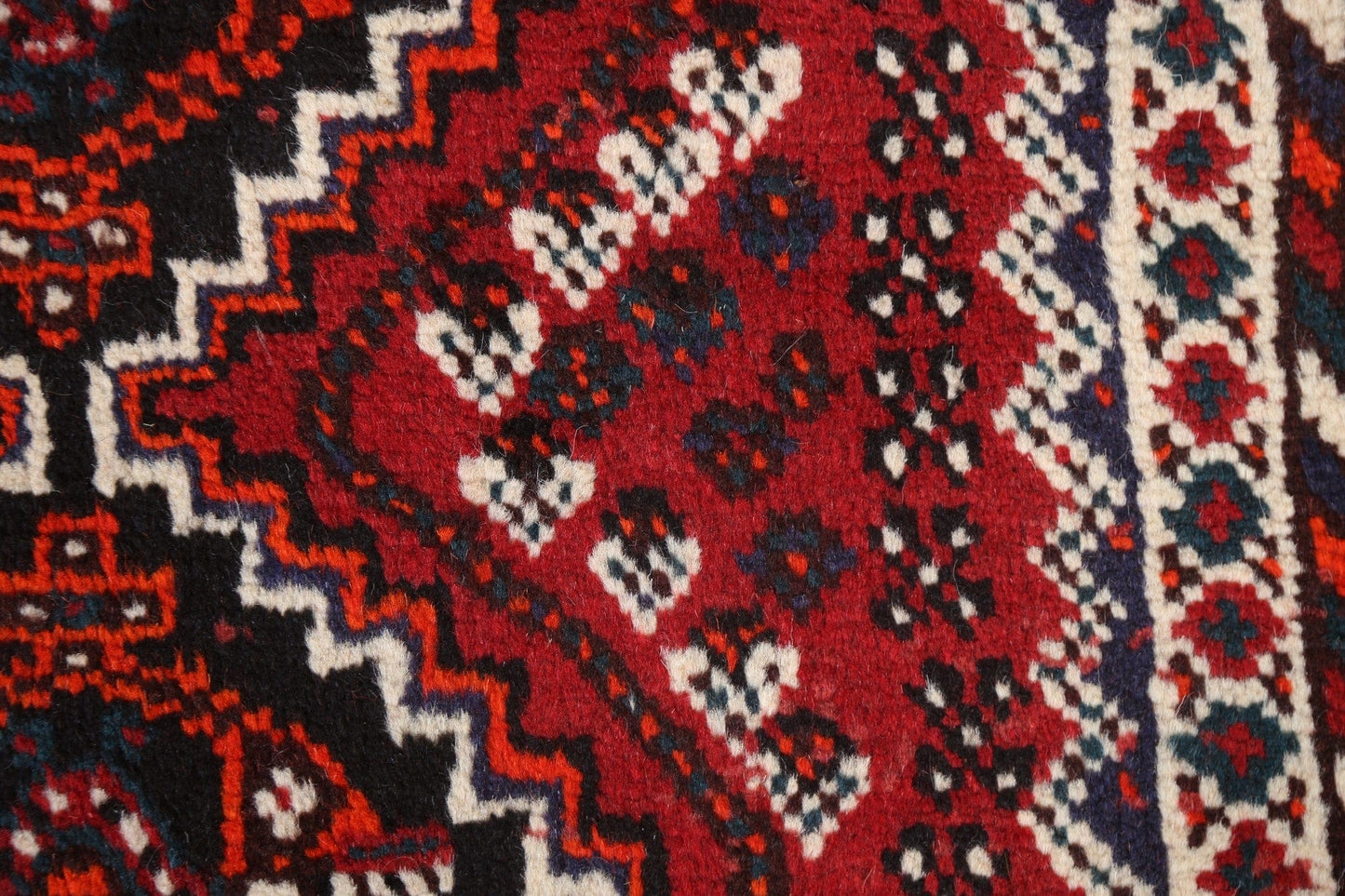 Geometric Red Shiraz Persian Wool Rug 3x4