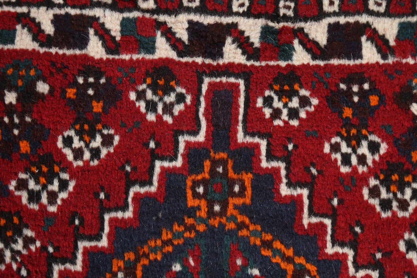 Geometric Shiraz Persian Handmade Rug 2x4