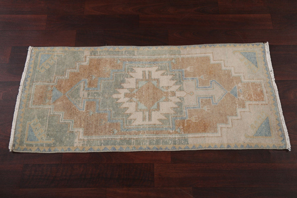 Wool Anatolian Handmade Turkish Rug 2x3