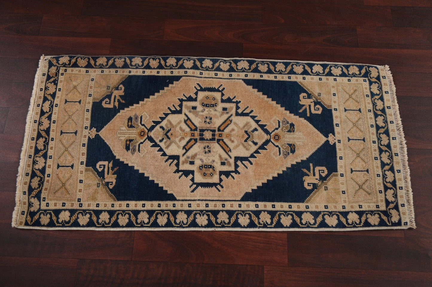 Wool Anatolian Handmade Turkish Rug 2x3