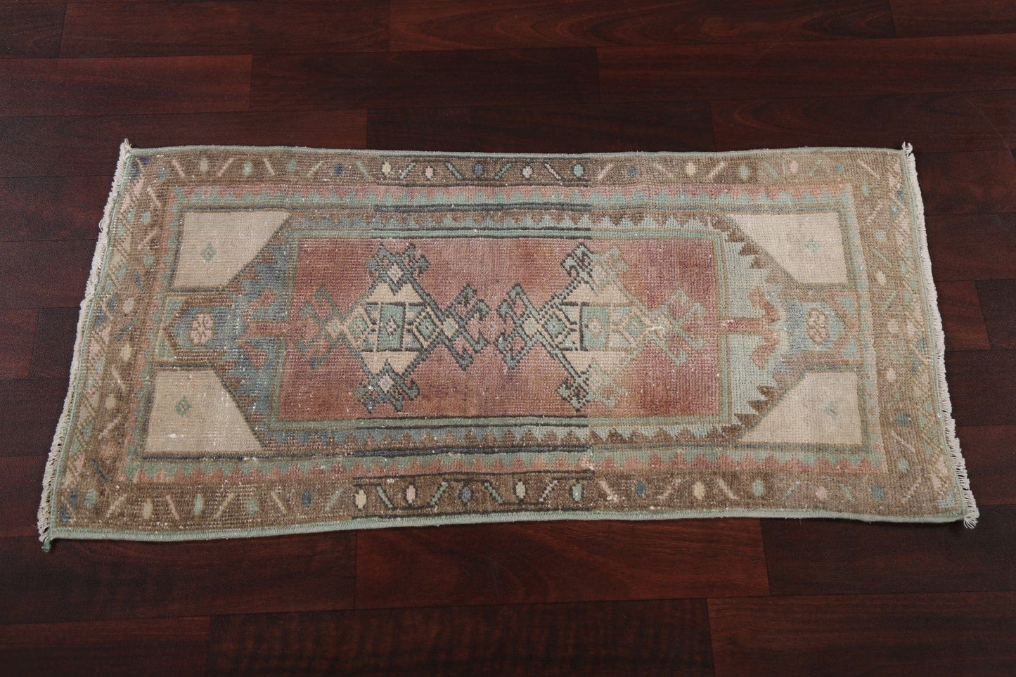 Antique Look Anatolian Wool Turkish Rug 2x3