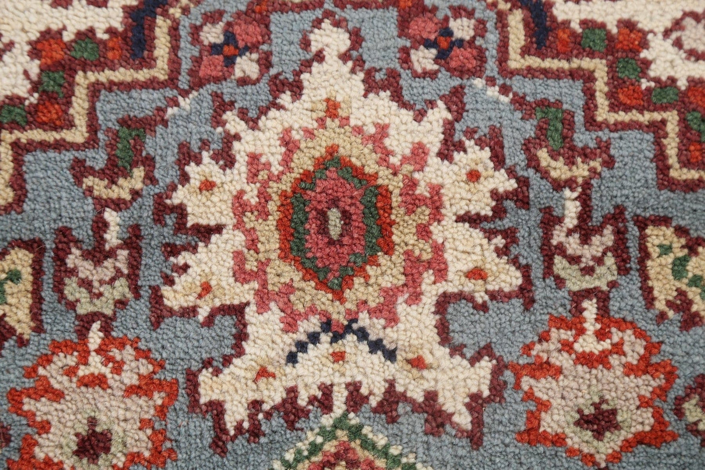 Hand-Knotted Wool Heriz Oriental Area Rug 4x6