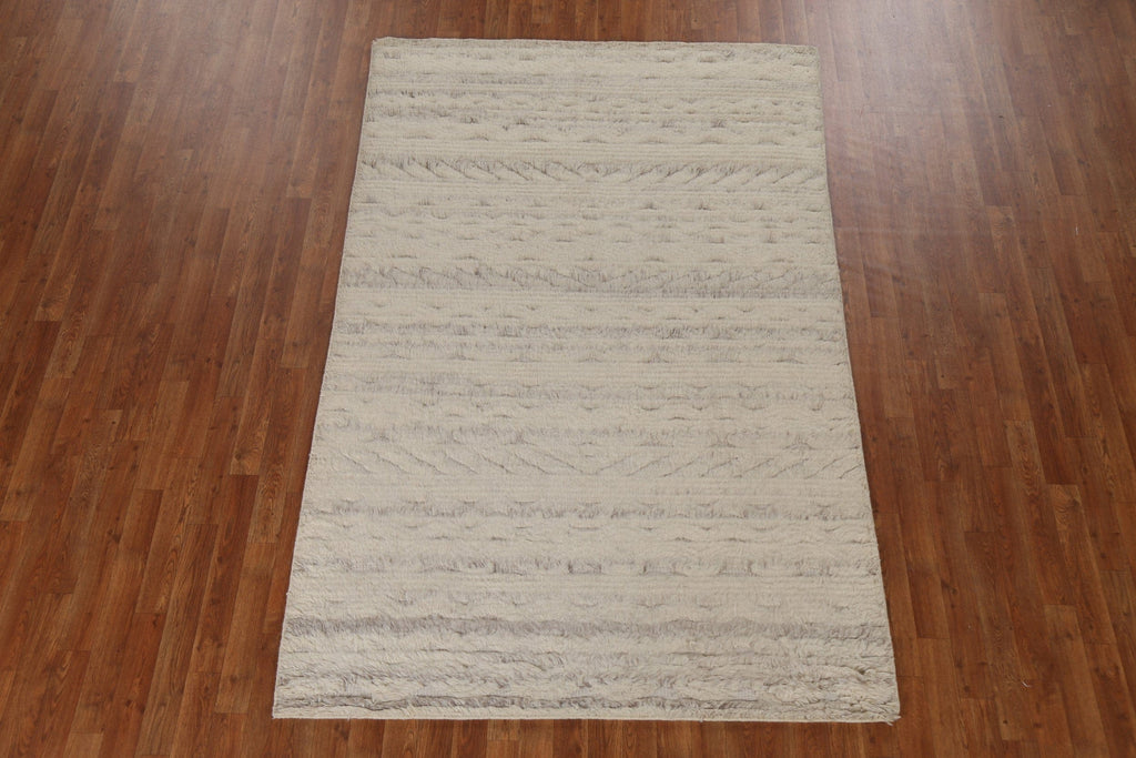 Hand-Knotted Wool Moroccan Oriental Area Rug 5x8