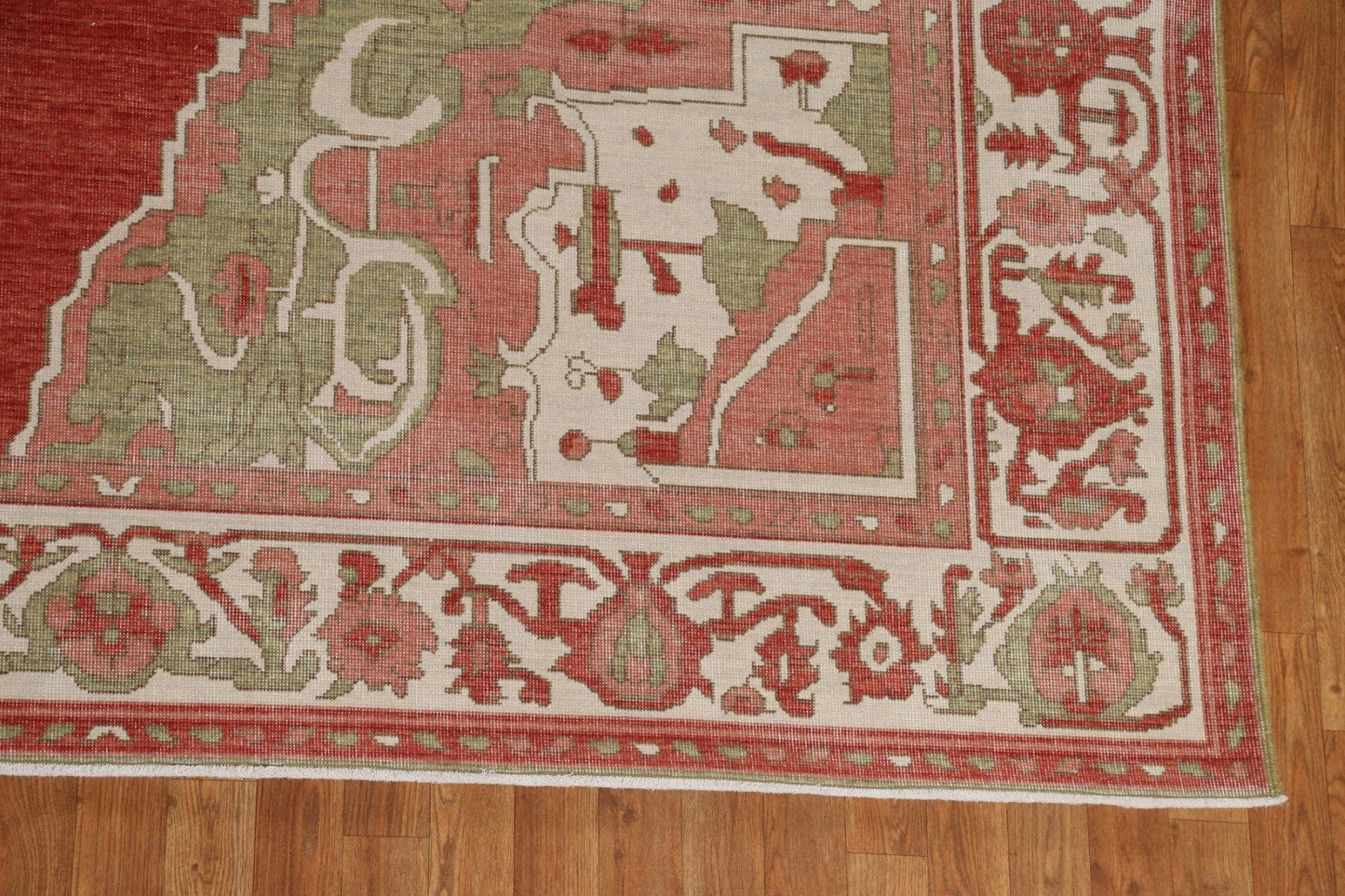 Hand-Knotted Heriz Serapi Turkish Area Rug 10x13