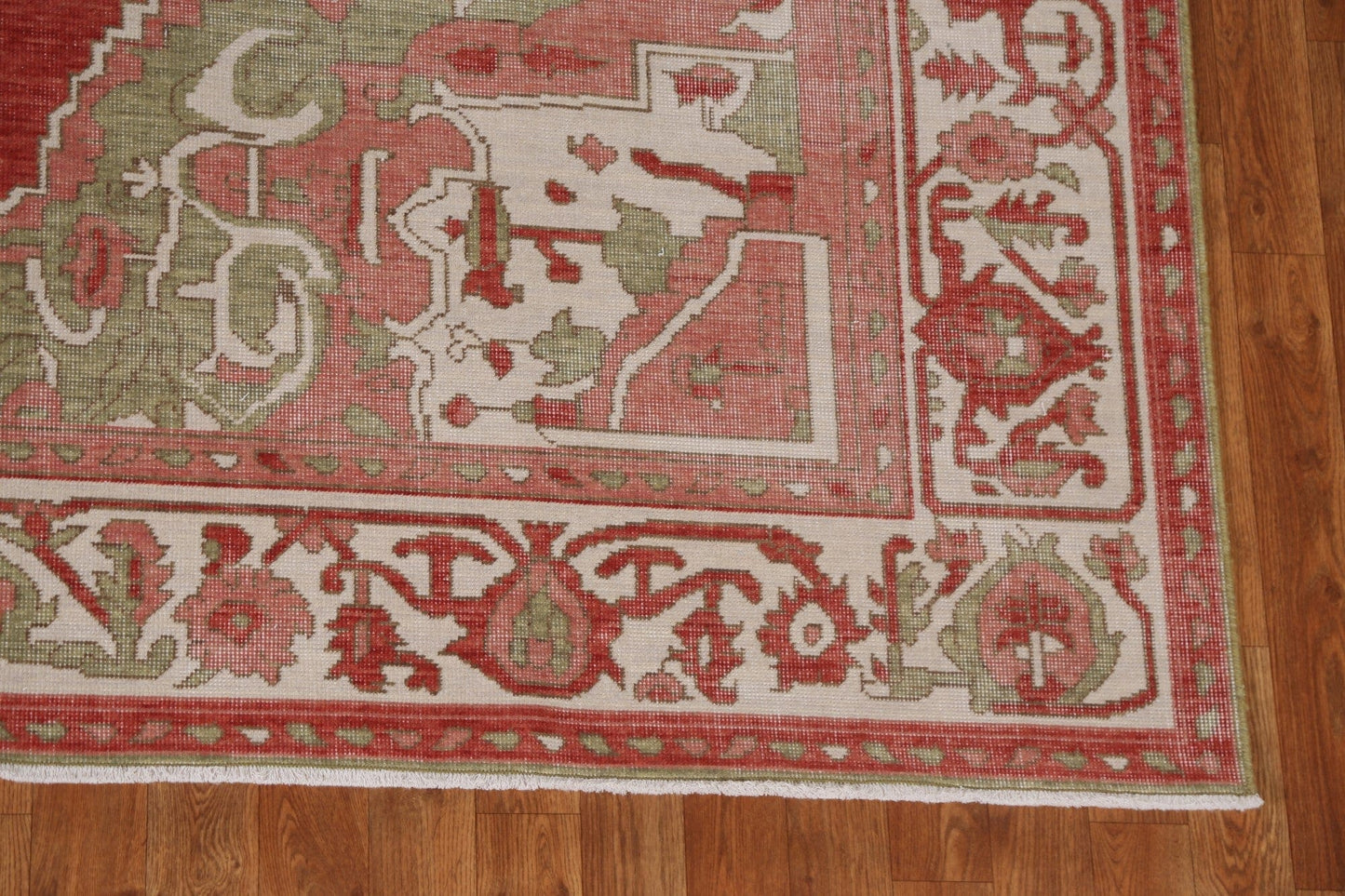 Hand-Knotted Heriz Serapi Turkish Area Rug 8x10