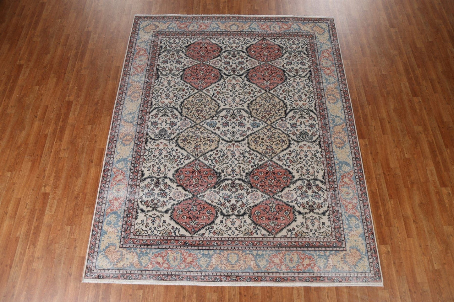 Hand-Knotted Bakhtiari Oriental Area Rug 8x10