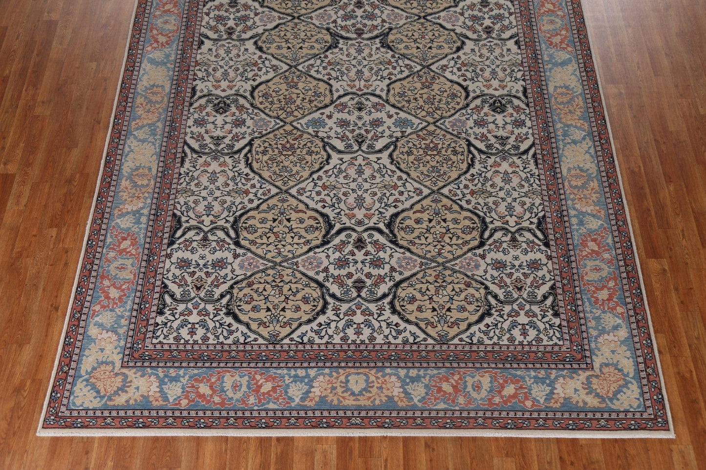 Hand-Knotted Bakhtiari Oriental Area Rug 8x10