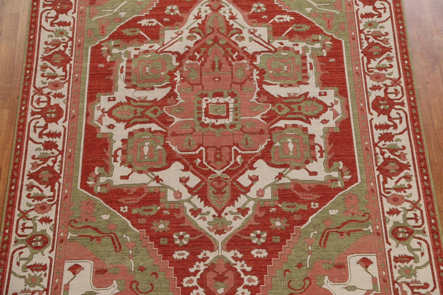 Hand-Knotted Heriz Serapi Wool Turkish Rug 7x10