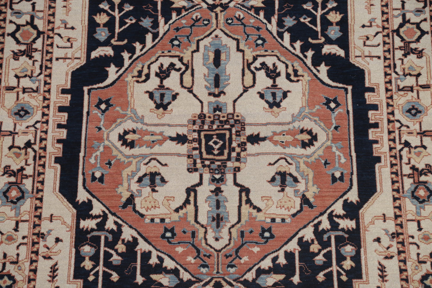 Hand-Knotted Heriz Serapi Turkish Wool Rug 5x7