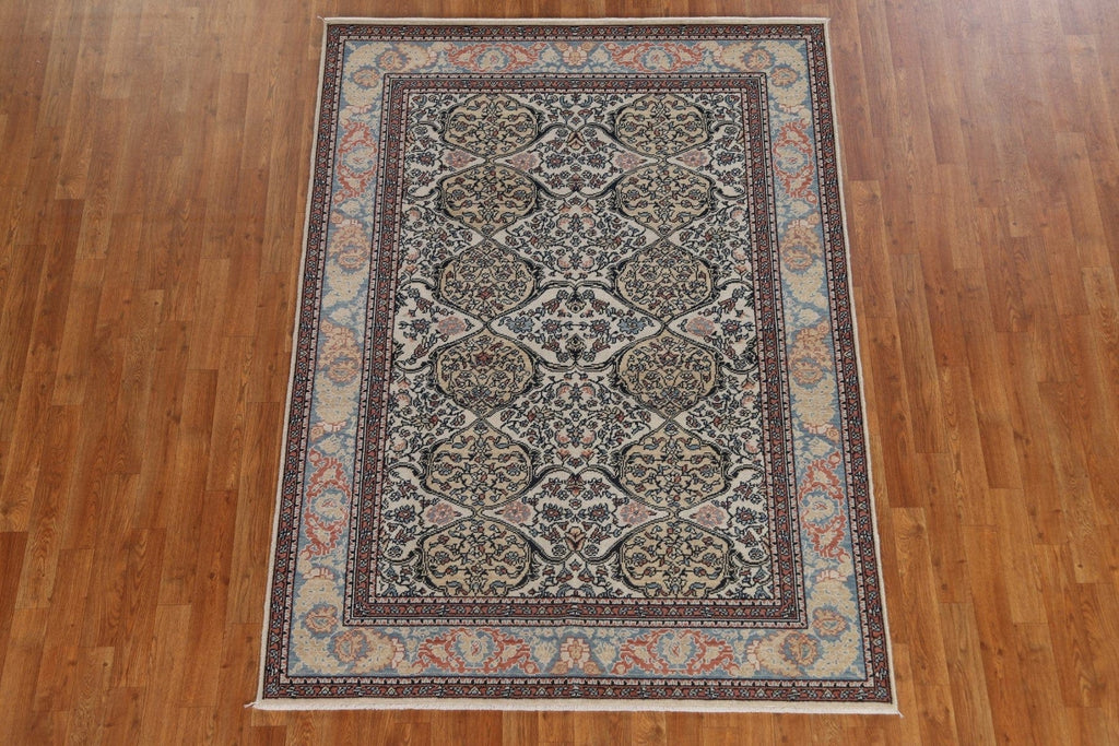 Hand-Knotted Bakhtiari Turkish Area Rug 5x7