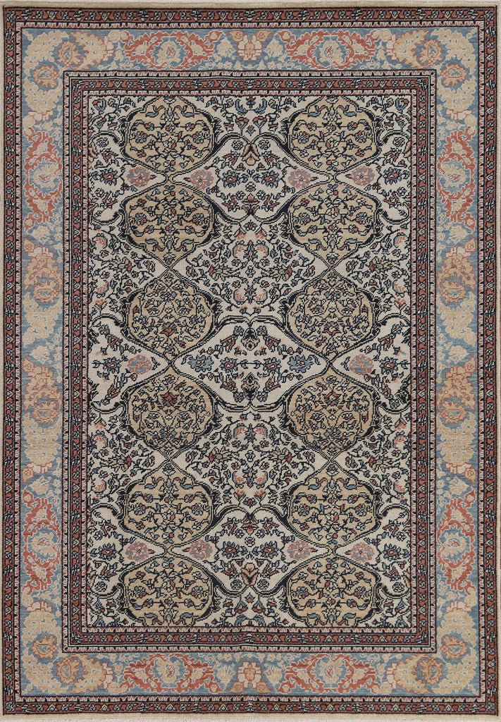 Hand-Knotted Bakhtiari Turkish Area Rug 5x7