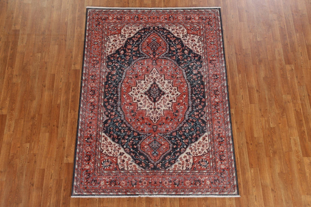 Hand-Knotted Sarouk Farahan Turkish Wool Rug 5x7