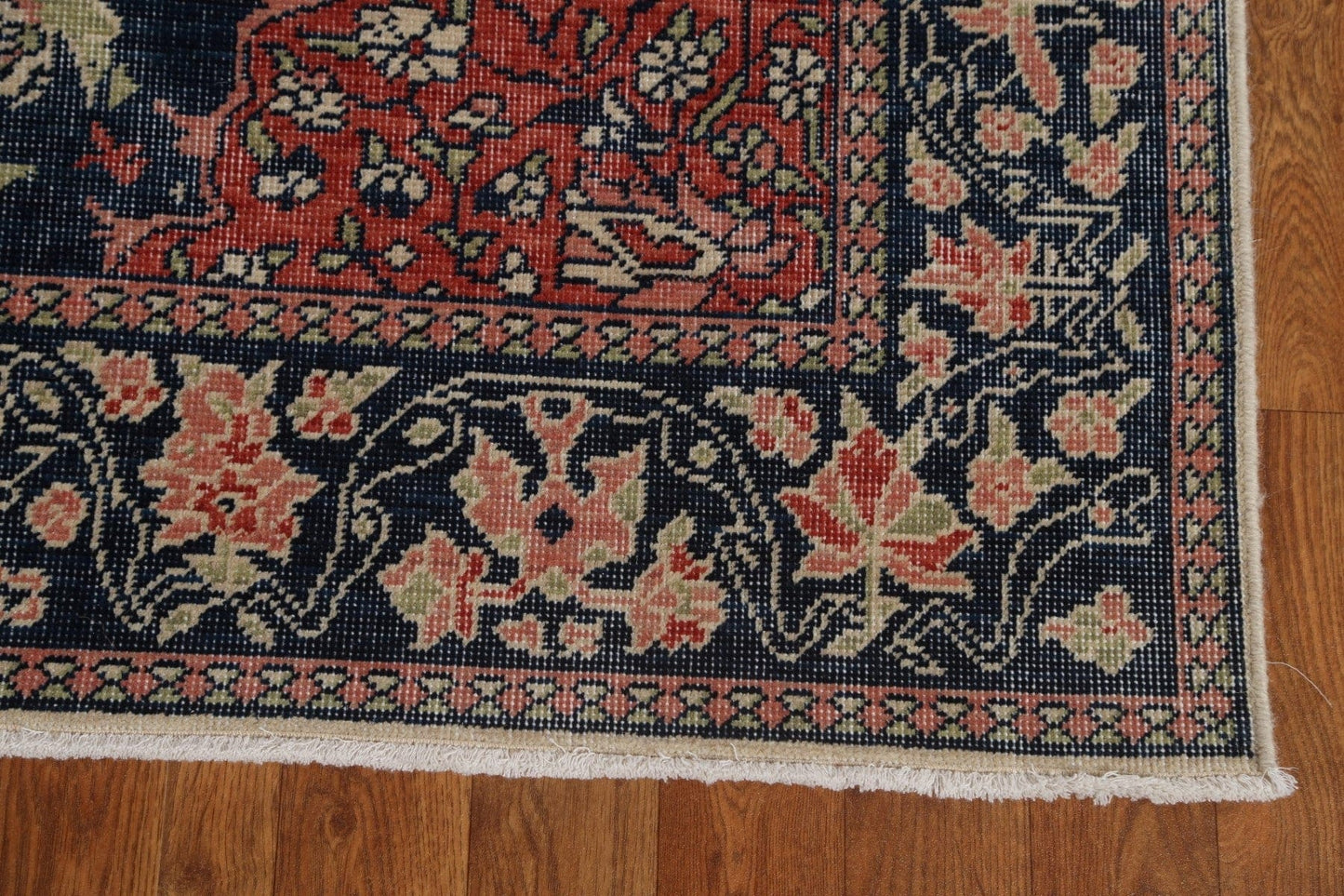 Hand-Knotted Sarouk Farahan Turkish Area Rug 4x6