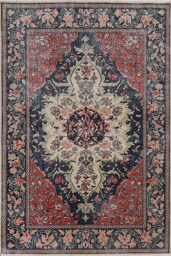 Hand-Knotted Sarouk Farahan Turkish Wool Rug 4x6