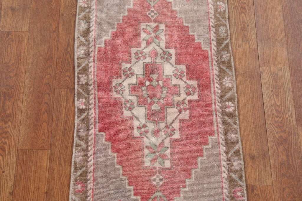 Handmade Wool Anatolian Oriental Rug 2x3