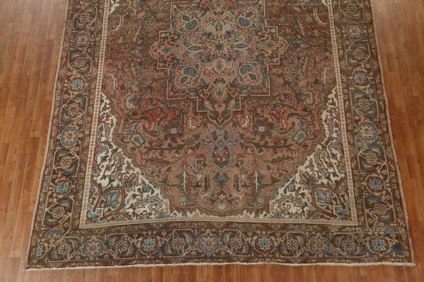 Vegetable Dye Hand-Knotted Heriz Persian Area Rug 10x13