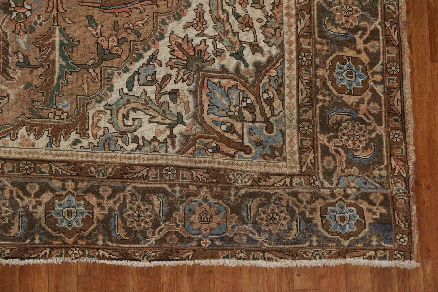 Vegetable Dye Hand-Knotted Heriz Persian Area Rug 10x13