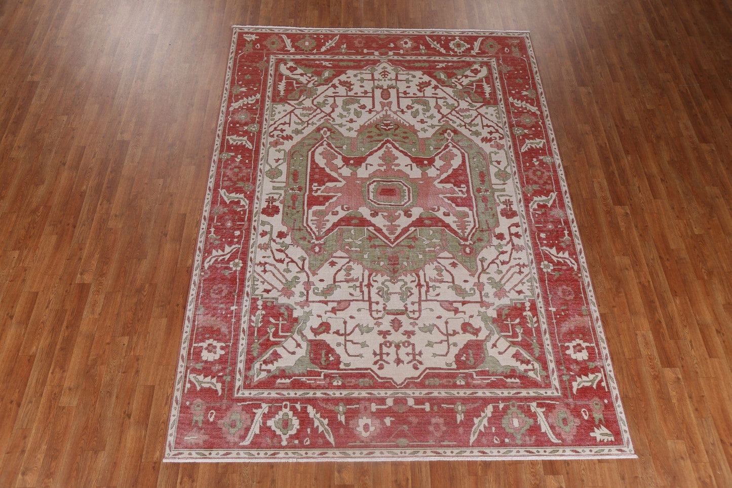 Hand-Knotted Wool Heriz Serapi Turkish Rug 7x10