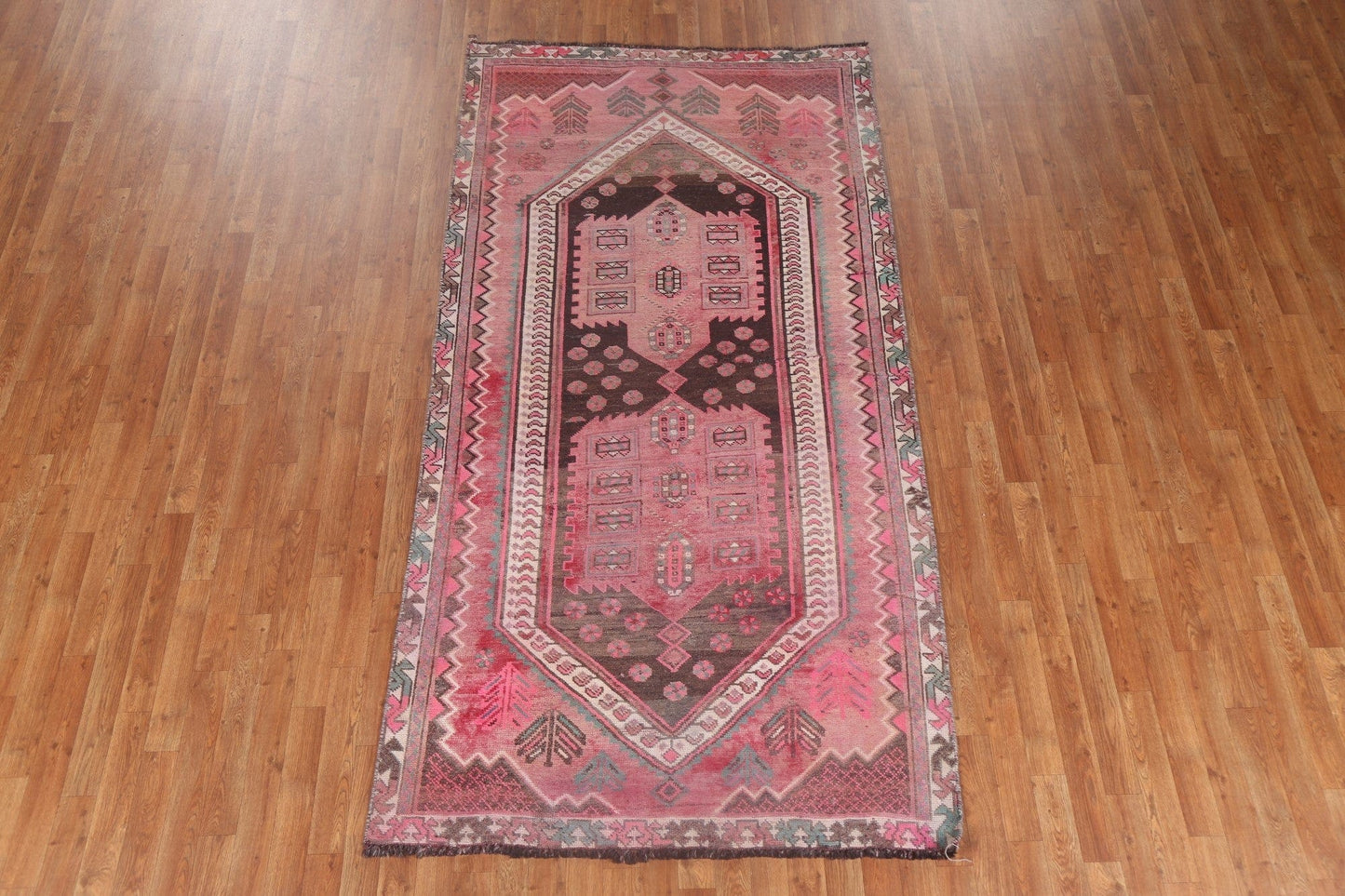 Vintage Wool Hand-Knotted Shiraz Persian Rug 5x9