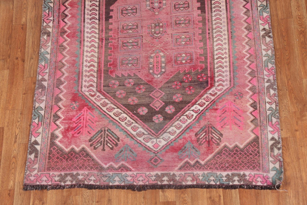 Vintage Wool Hand-Knotted Shiraz Persian Rug 5x9